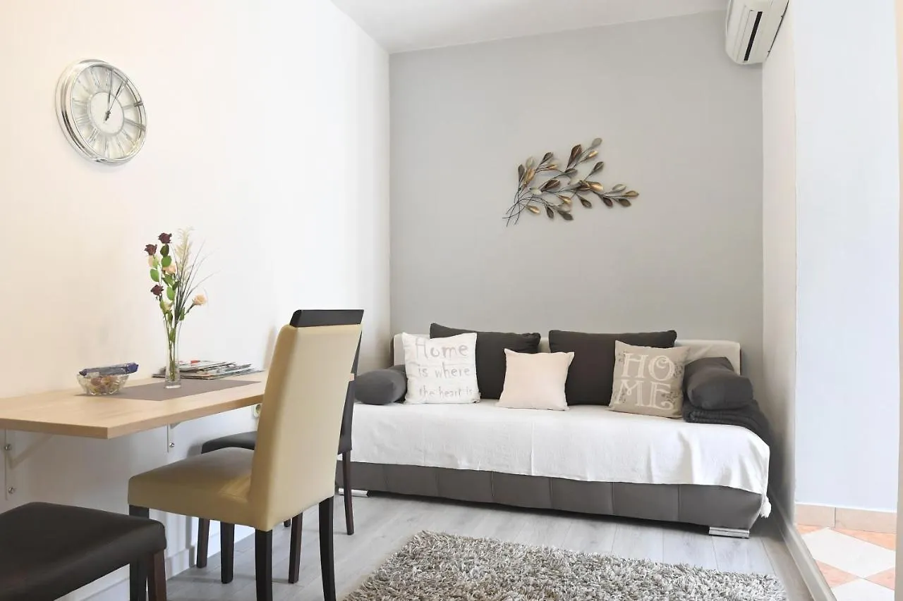 Apartment Karla Zara